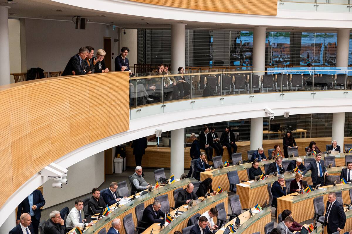 Naktinis Seimo posėdis dėl LRT pataisų