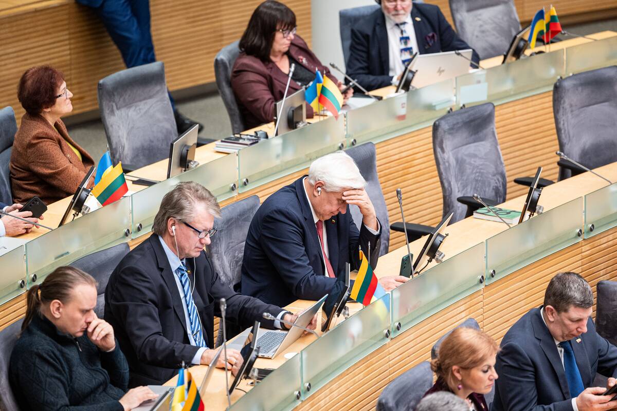 Naktinis Seimo posėdis dėl LRT pataisų