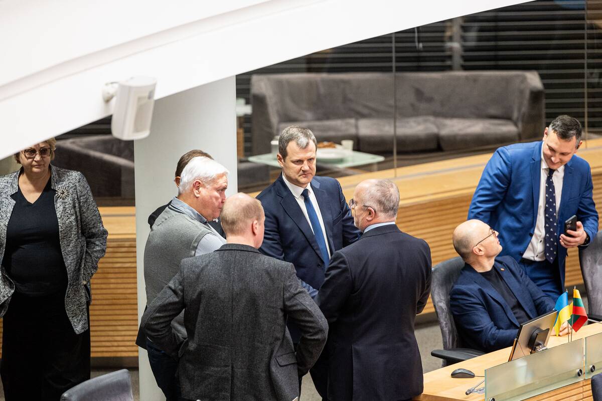 Naktinis Seimo posėdis dėl LRT pataisų