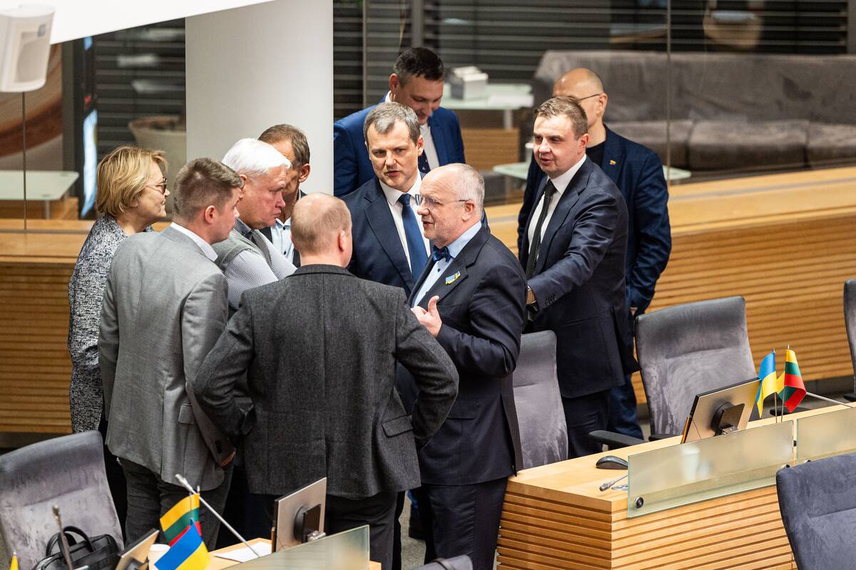 Naktinis Seimo posėdis dėl LRT pataisų