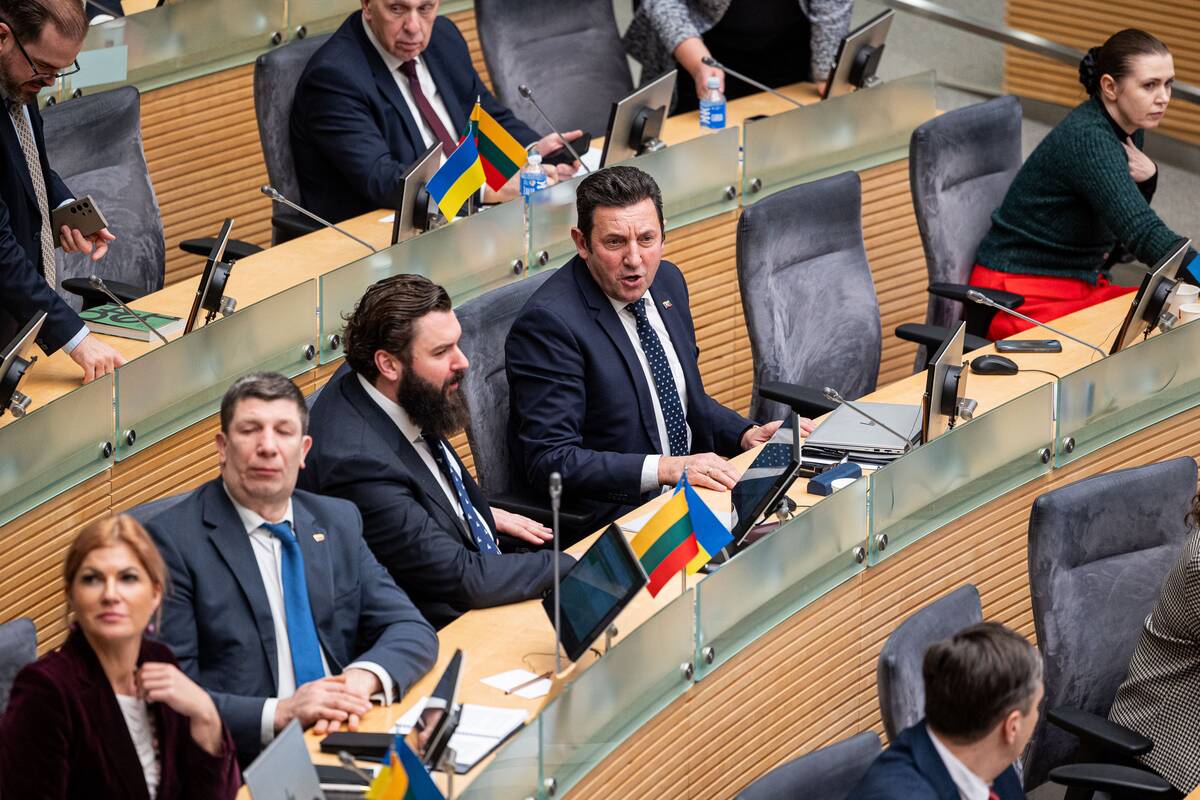 Naktinis Seimo posėdis dėl LRT pataisų