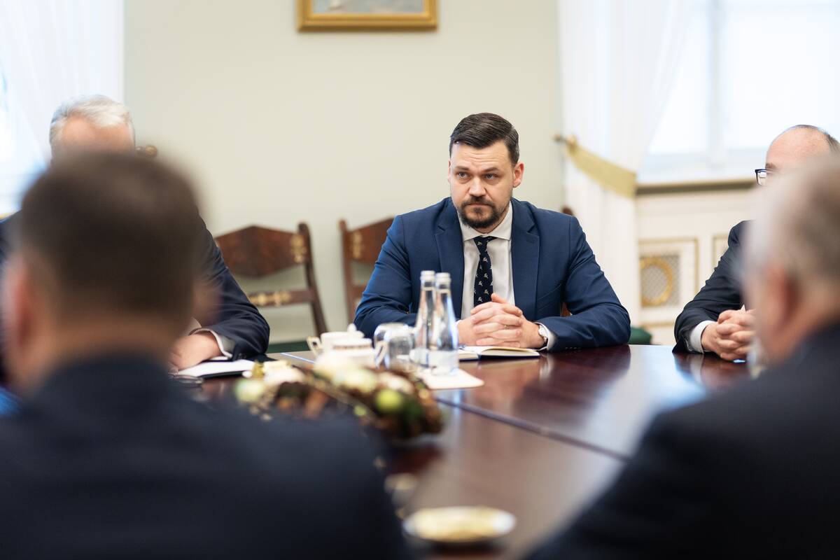 Prezidentas susitiko su Oleku ir Seimo frakcijų seniūnais