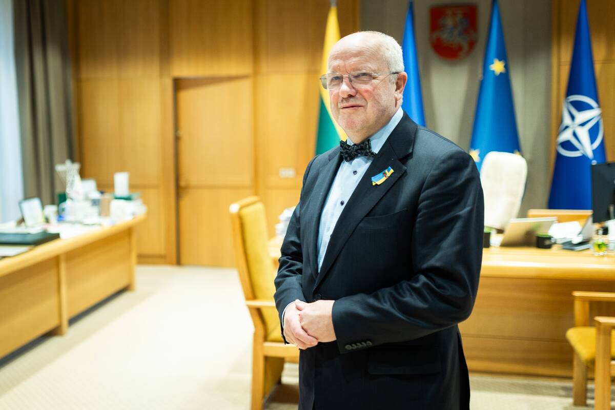 Seimo pirmininkas susitiko su protesto iniciatyvine grupe