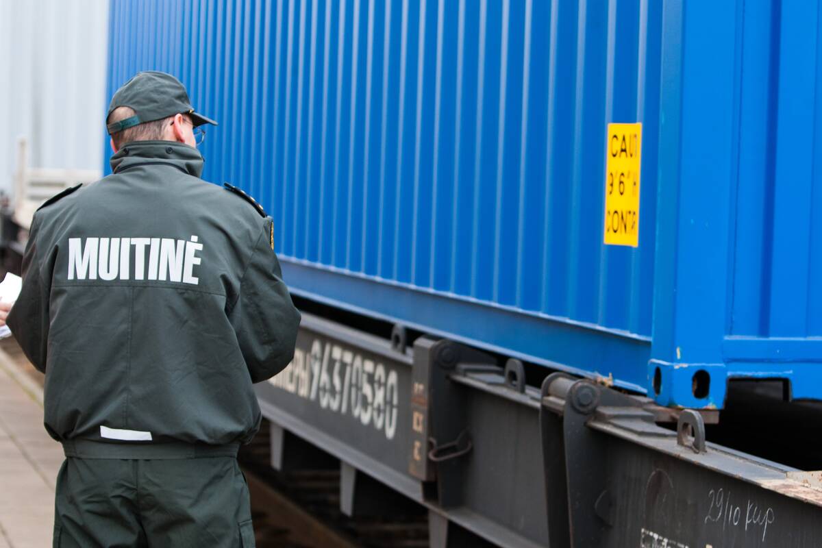 Kariuomenė: lapkritį informacinio spaudimo augimas fiksuotas Kaliningrado tranzito tema