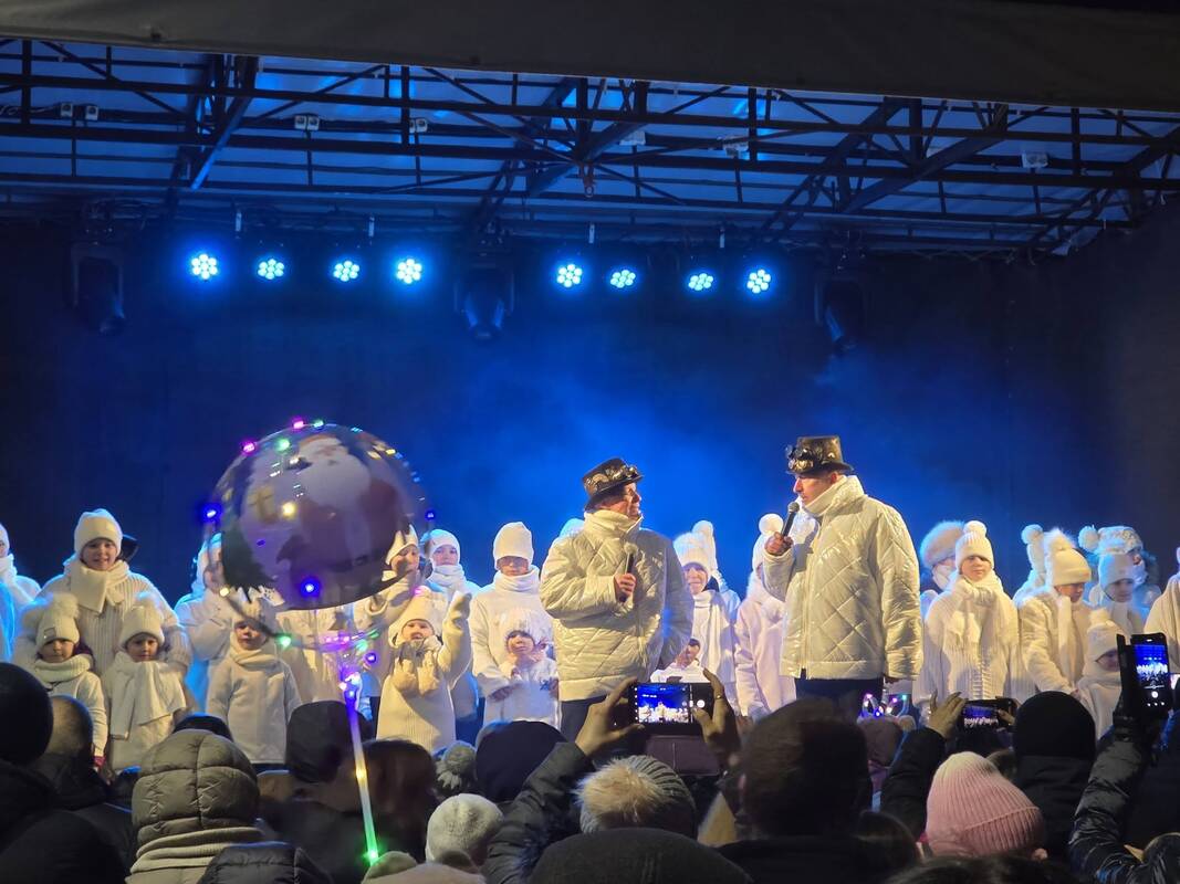 Pasvalio Kalėdų eglės įžiebimas