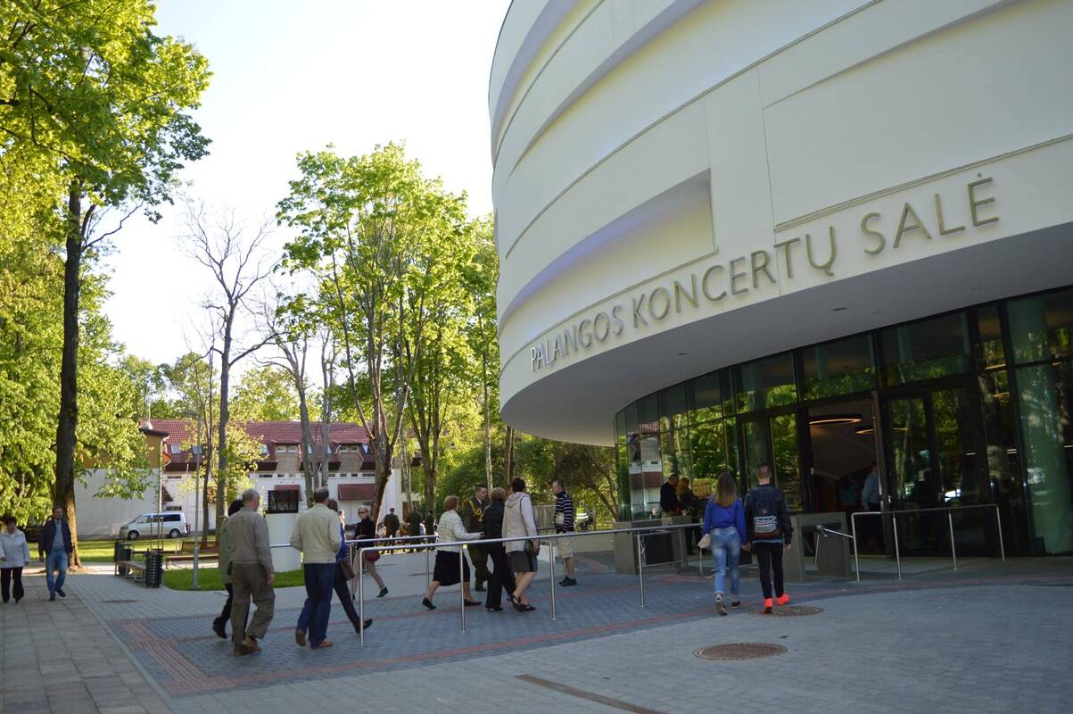 Palangos koncertų salė