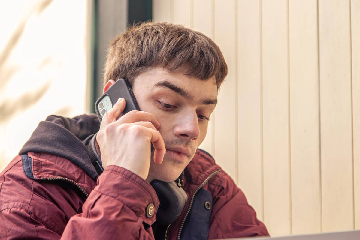 Neįprastas pranešimas policijai: sukčiai vyrui pervedė pinigų ir liepė juos išgryninti