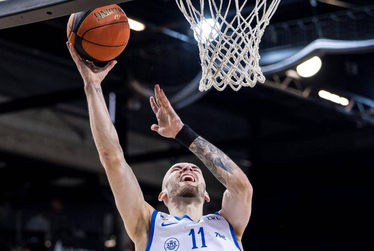 Klaipėdiečiai trečiajame kėlinyje dūrė septynis tritaškius ir sutriuškino „Gargždus“