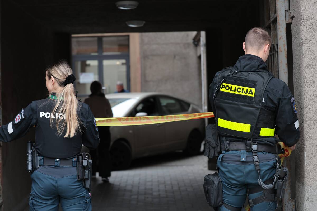 Šiurpu: bute rastos dvi negyvos kaunietės