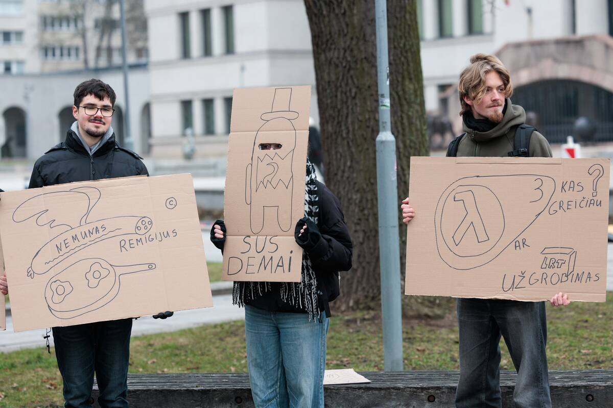 Kauno jaunimo protestas „Šalin rankas nuo laisvo žodžio“