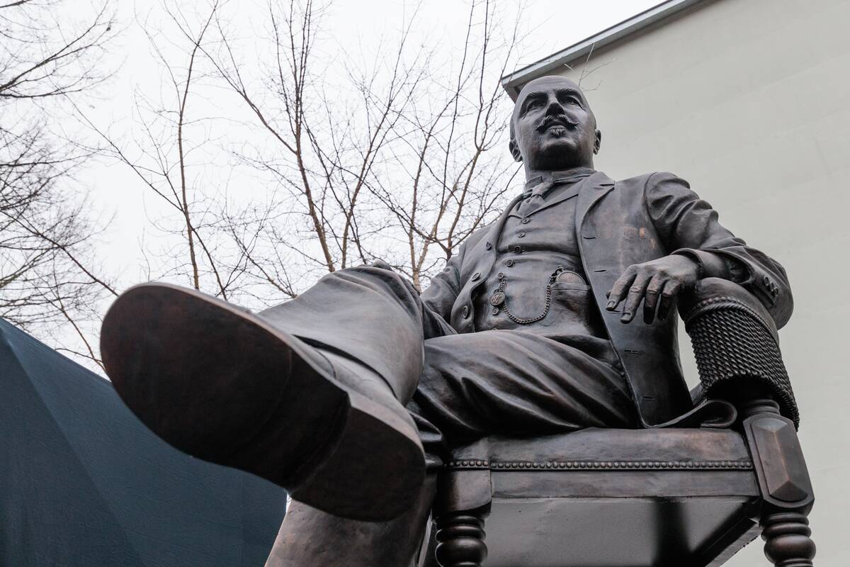 Oficialiai pristatyta P. Vileišio skulptūra Kaune