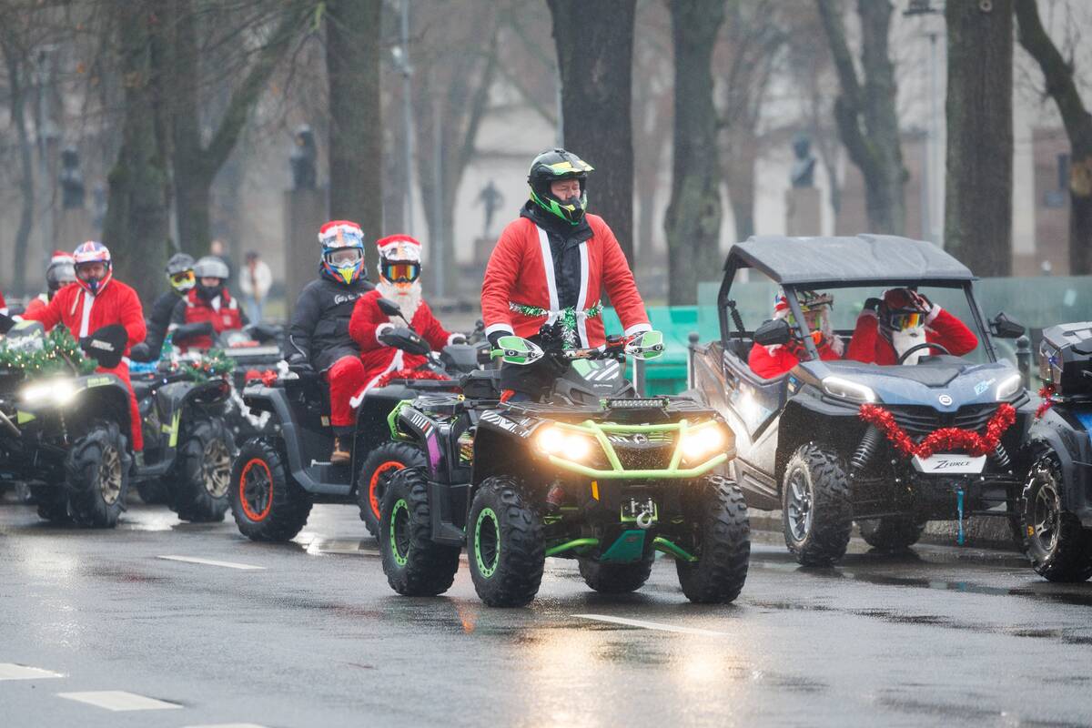 Ratuoti Kalėdų Seneliai