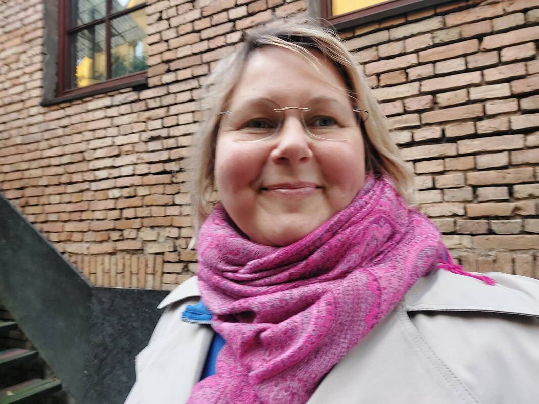 Kūrybinių pasivaikščiojimų vedėja V. Venckutonytė.