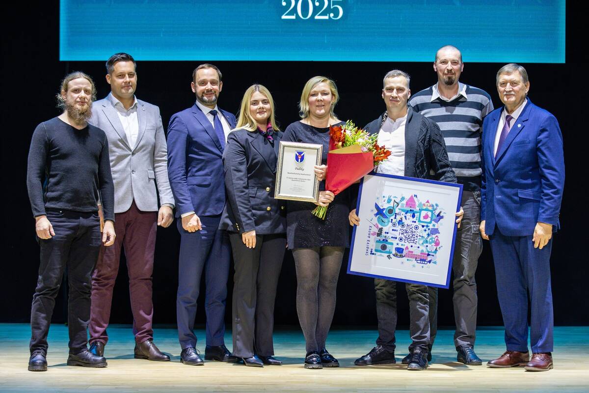 Laimėtoja: Metų bendruomene už aktyvumą ir įkvepiančias idėjas Raudondvario kraštui pripažinta Raudondvariečių bendruomenė. Pirmininkė – A. Lukošienė.