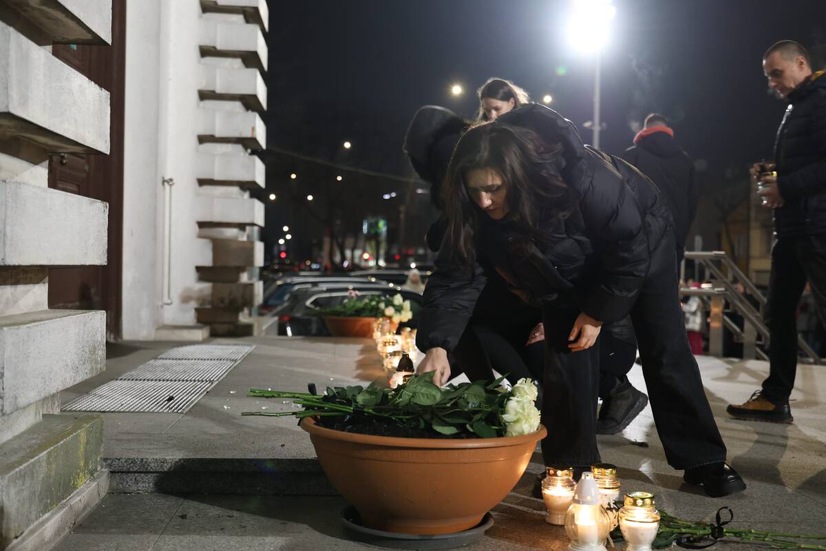 Kaune pagerbtos nužudytos merginos