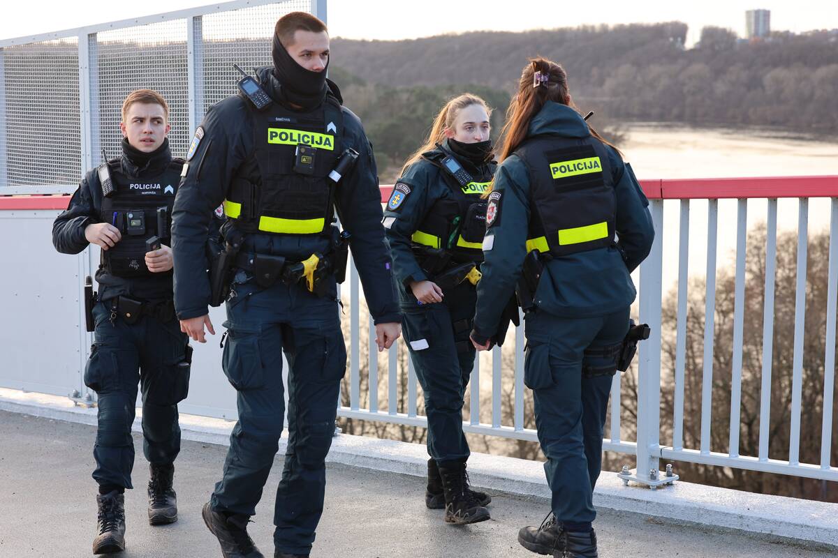 Prie Trijų mergelių tilto – vėl tarnybų sujudimas