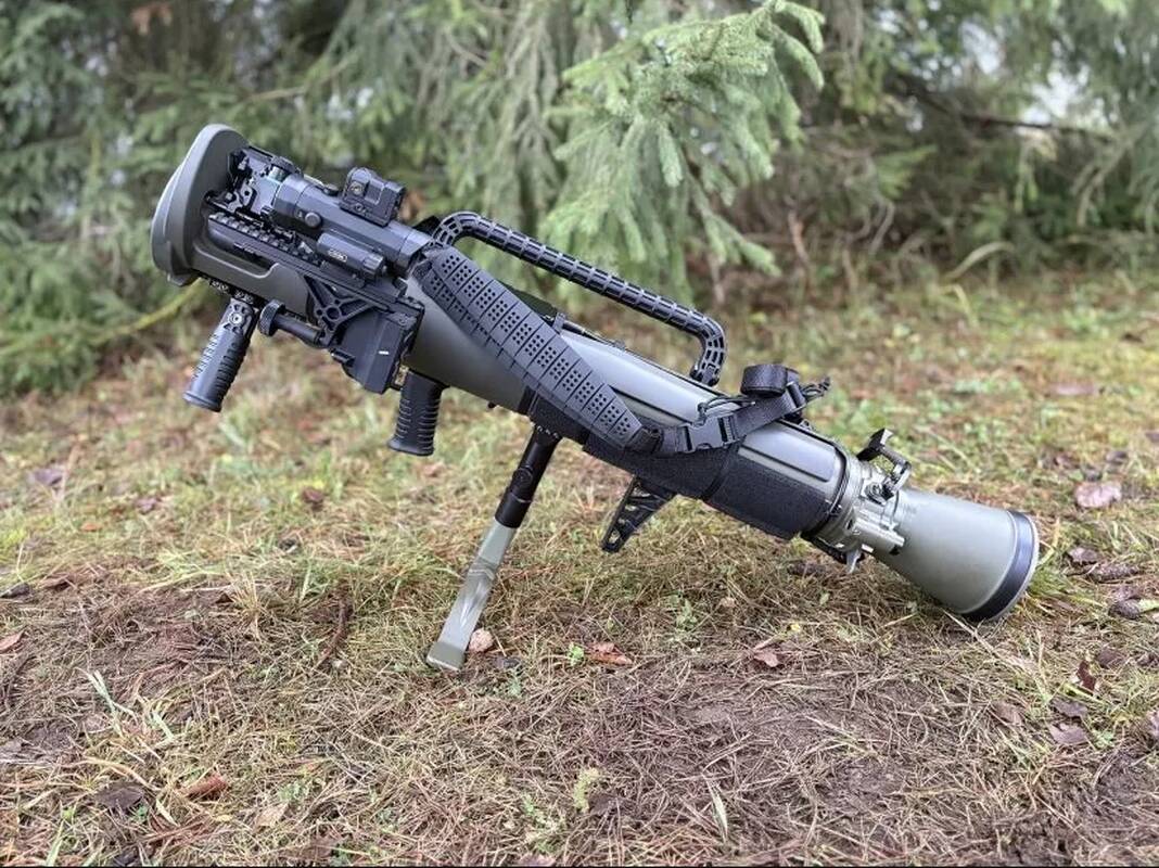 Lietuvos kariuomenę pasiekė naujausios kartos prieštankiniai granatsvaidžiai