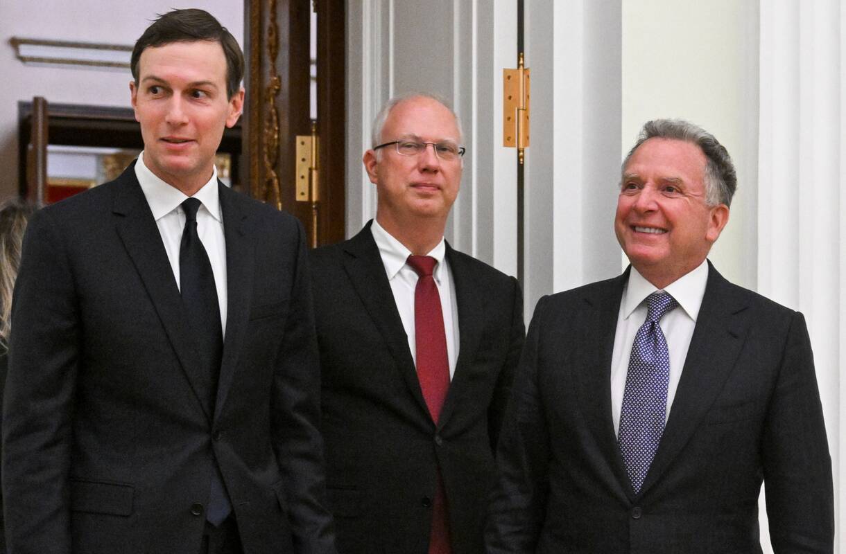 Baltieji rūmai: JAV ir Rusijos delegacijos Majamyje surengs derybas dėl Ukrainos