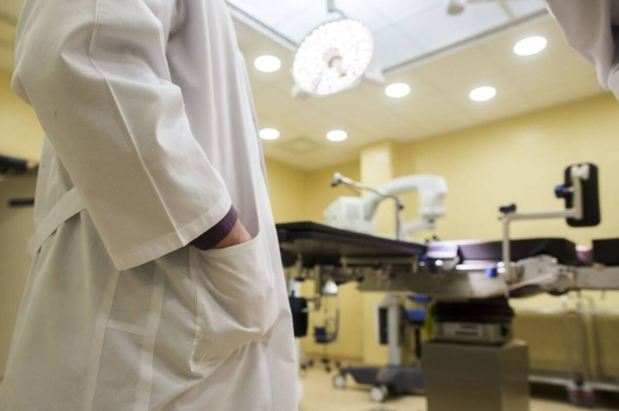 Moteris apsimetinėjo paciente ir apvaginėjo gydytojus