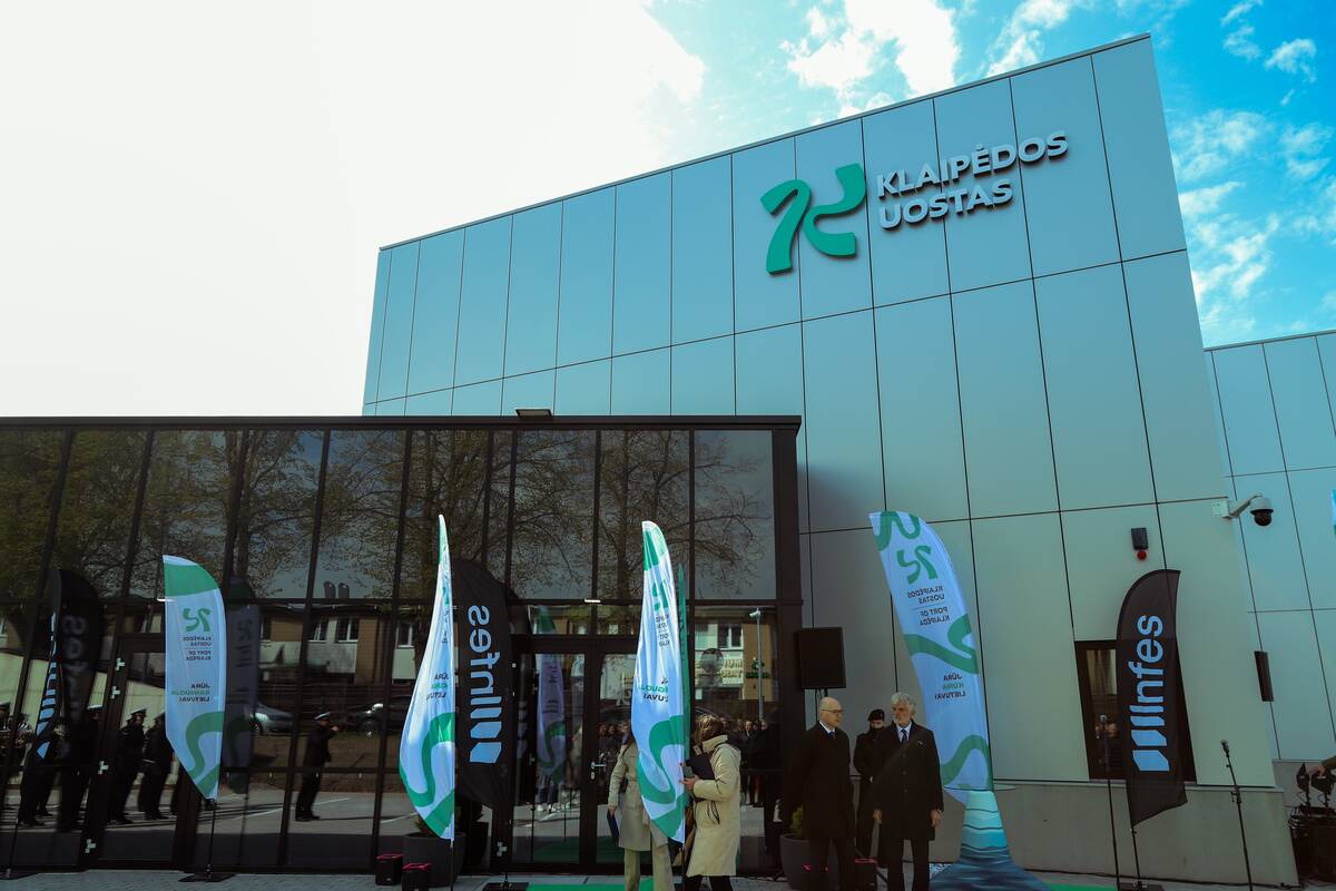 Pabaigtuvės: po daugiau nei metus trukusių statybų baigta Klaipėdos uosto naujoji laivyno bazė.