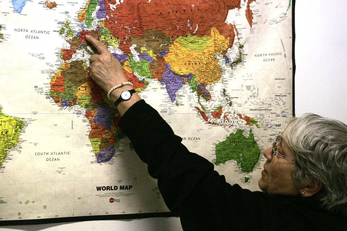 Sprendimas: Danijos parlamentas, siekdamas apsaugoti savo šalies prekybinį laivyną, priėmė karo rizikos draudimo įstatymą.