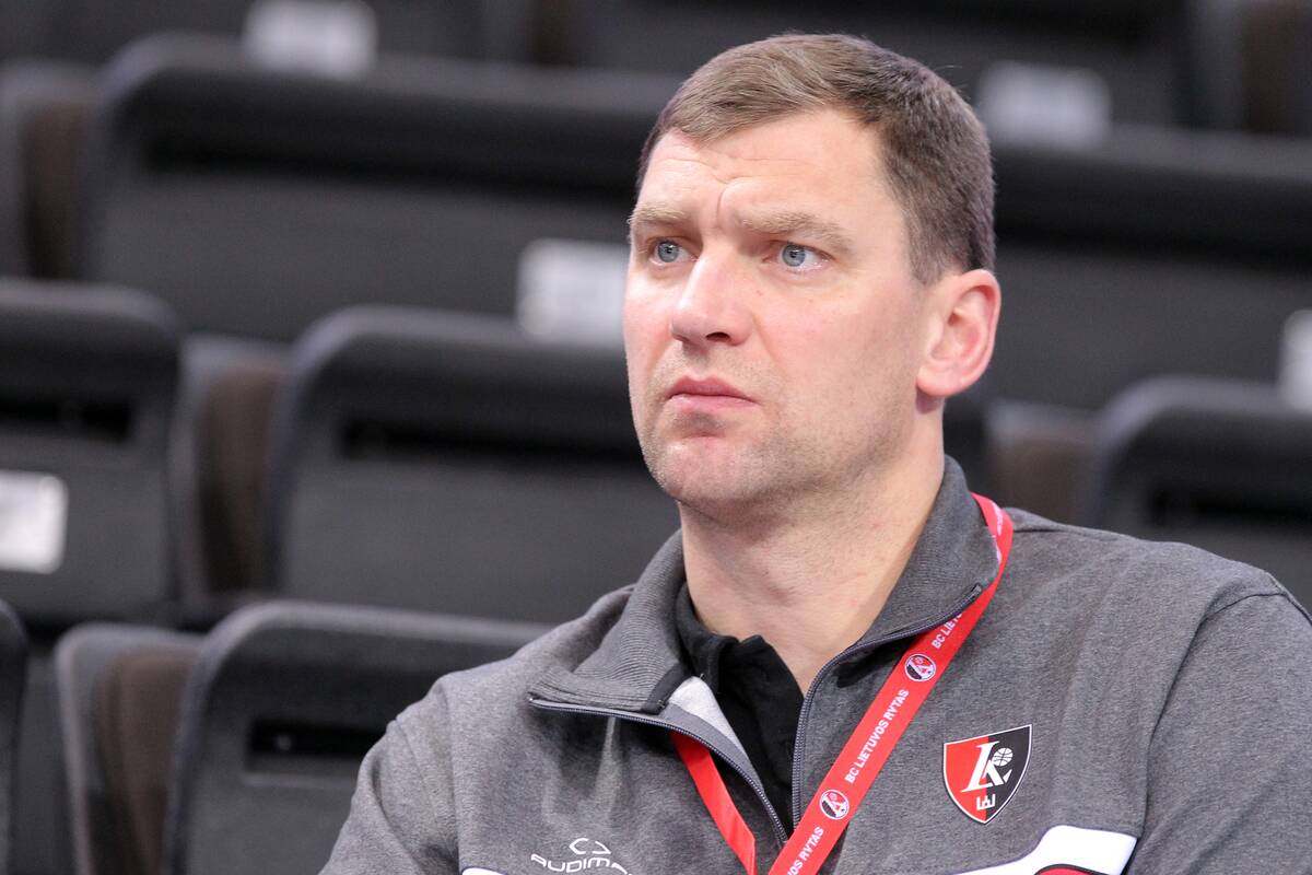 Žvilgsnis: prieš T. Masiulį ne kartą kovojęs A. Šležas džiaugėsi kolegos sėkme.