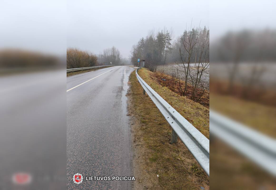 Ties autobusų stotele – negyva moteris: policija prašo atsiliepti įvykio liudininkus