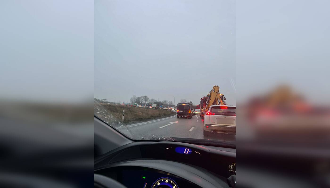 Sunkus rytas vairuotojams: Jakų žiede – didelės spūstys