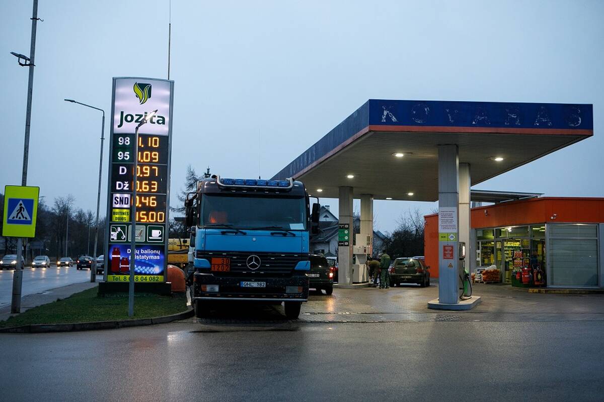 Pakvipo skandalu: Ukrainai tiekė rusiškus naftos produktus kaip lietuviškus