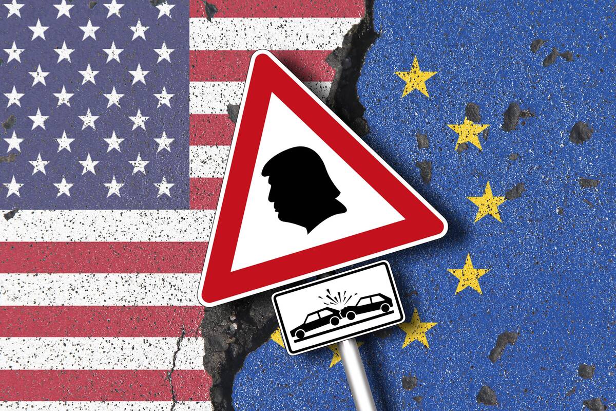 EK atmeta niūrią viziją, piešiamą JAV saugumo strategijoje