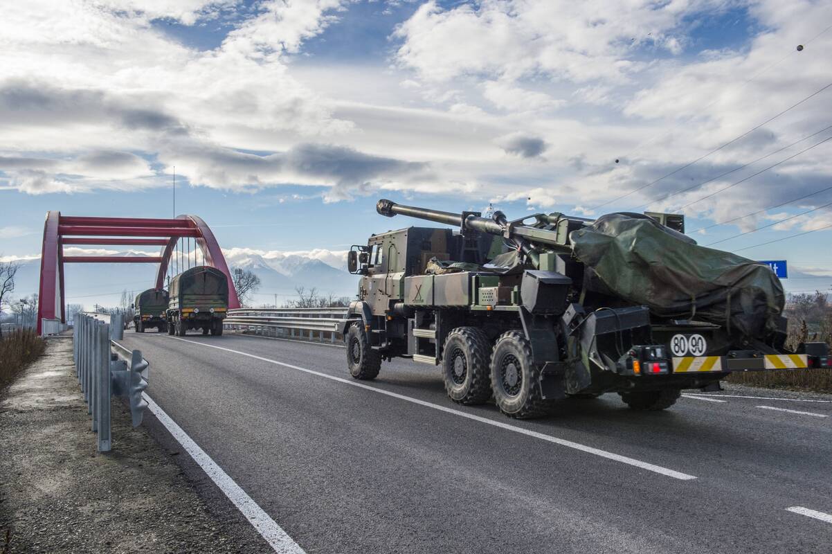 Europos Parlamentas pritarė „karinio Šengeno“ sukūrimui