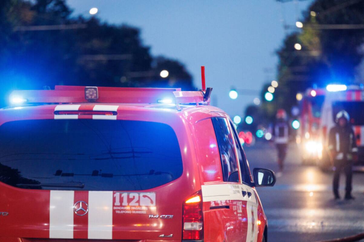 Klaipėdos rajone nukentėjo gaisrą namo rūsyje gesinęs vyras