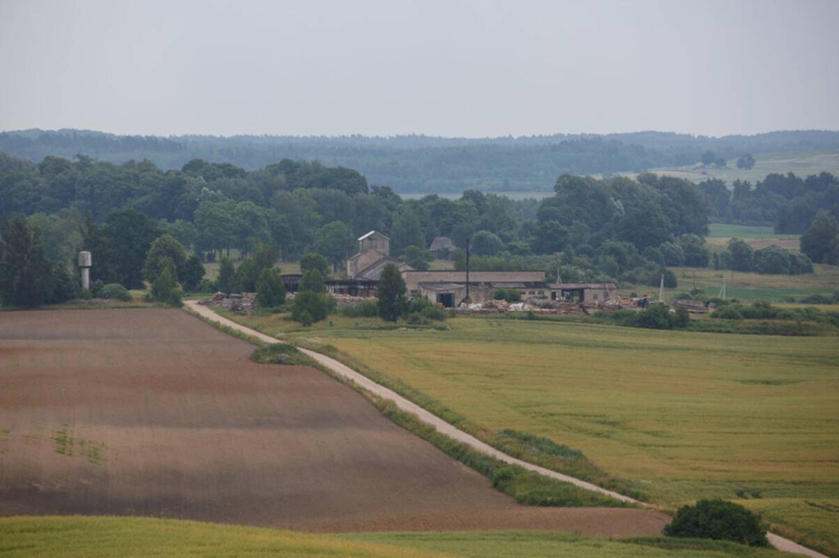 Žemės ūkio ministerija: pritarus EK augs parama drėkinimo sistemoms, perdirbimui