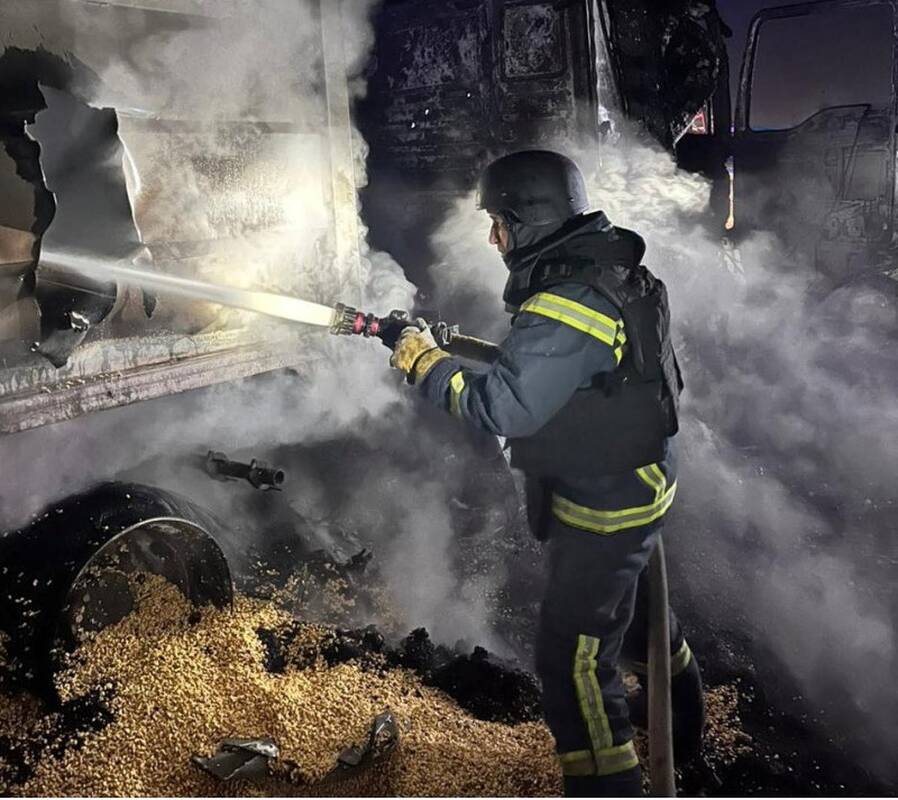 Į Odesos sritį nusitaikiusi Rusija smogė saulėgrąžų aliejaus saugykloms