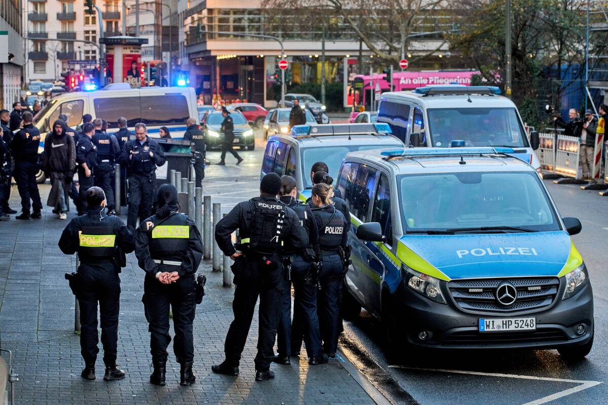 Vokietijoje teisiami trys įtariami rusų agentai