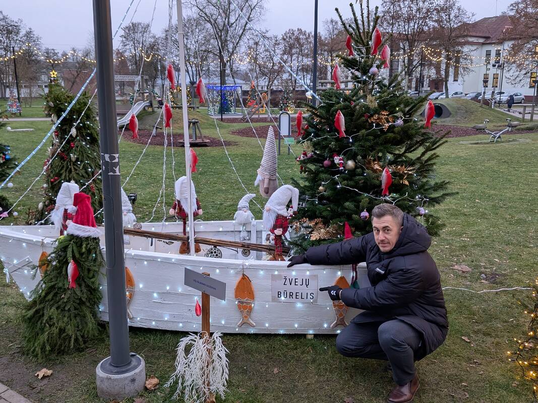 Jonavos Kalėdinių eglučių miestelis