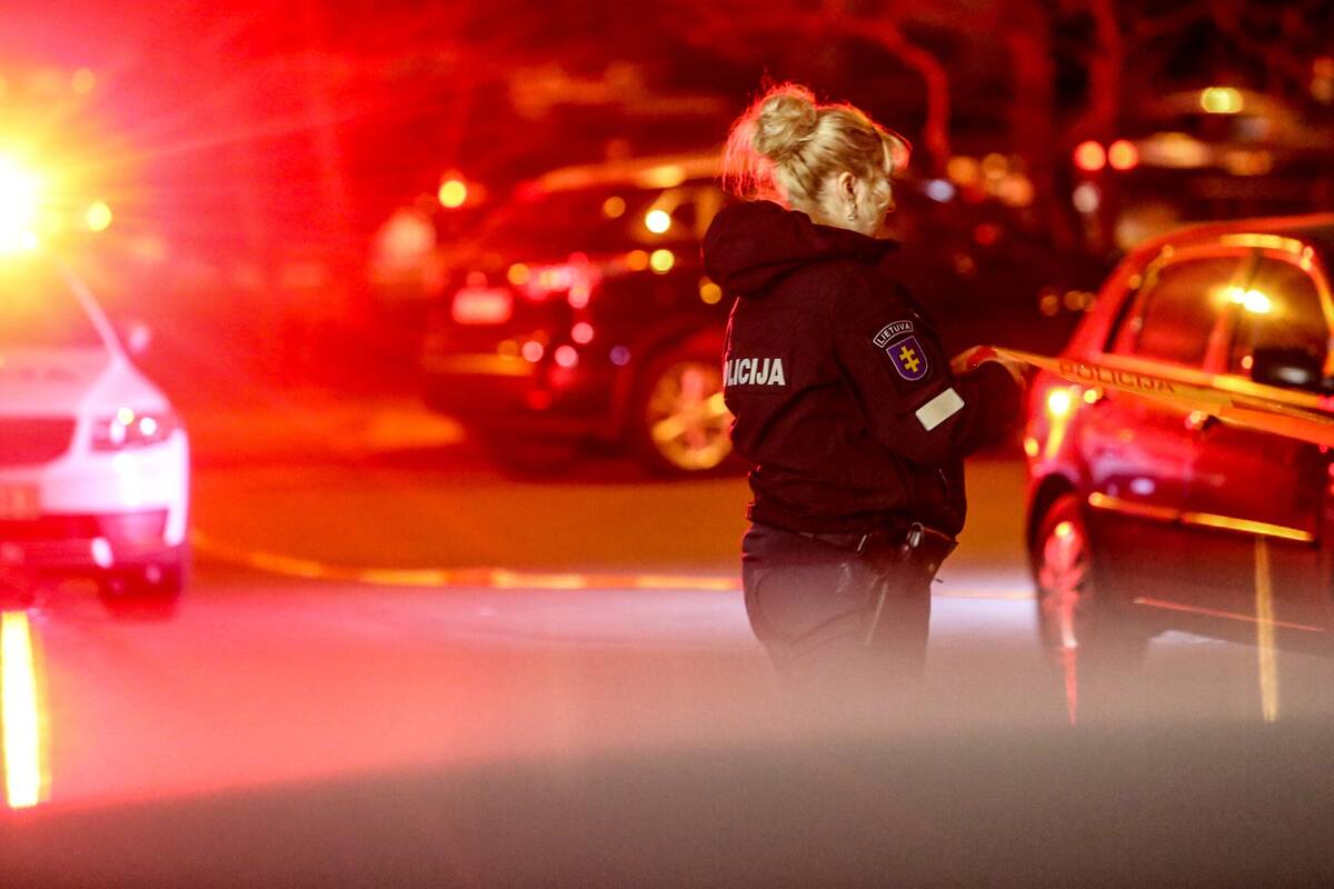 Prieš šventes girtas paauglys kieme peiliu sužalojo vyrą: iš medikų – naujausia žinia