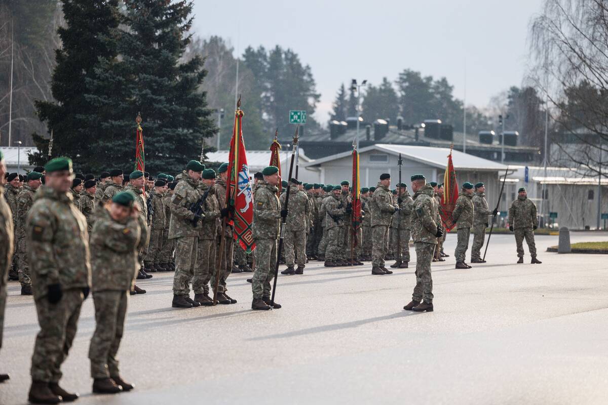 Rukloje prisieks pirmieji divizijos savanoriškos nenuolatinės tarnybos kariai