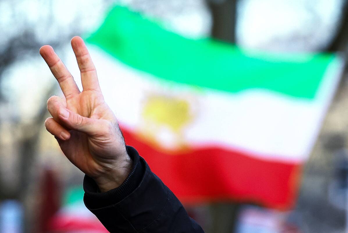 Irane tęsiantis protestams, aukų skaičius viršijo 200: JAV – perspėjimas