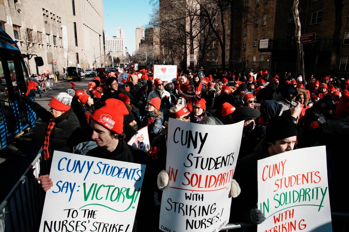 Niujorke 15 tūkst. slaugytojų surengė didžiausią visų laikų streiką dėl darbo sąlygų ir užmokesčio