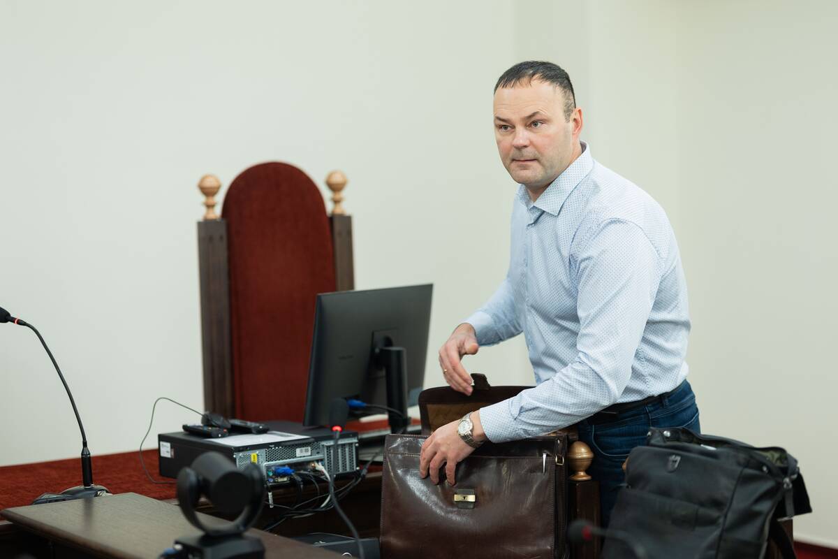 Prekyba poveikiu kaltinamo Dailiaus Dargio byla: teismas apklausė kitą kaltinamąjį