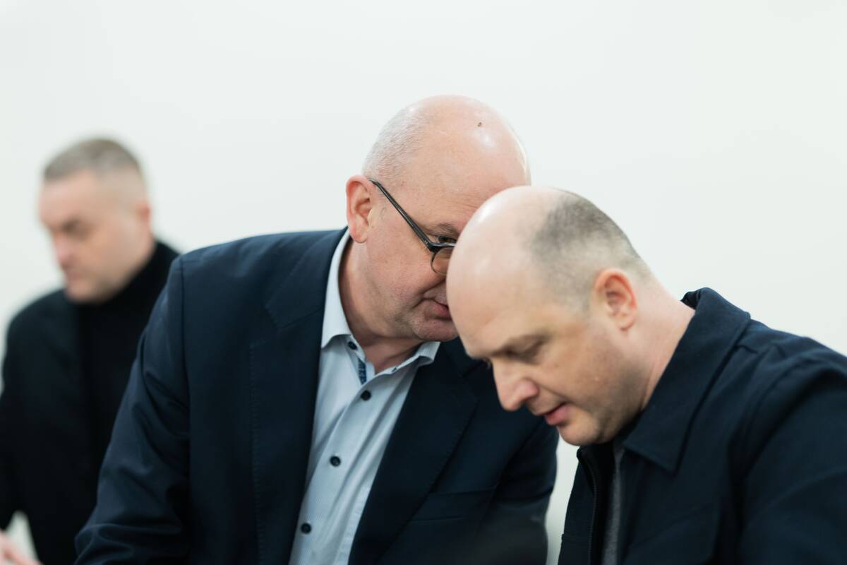 Prekyba poveikiu kaltinamo Dailiaus Dargio byla: teismas apklausė kitą kaltinamąjį