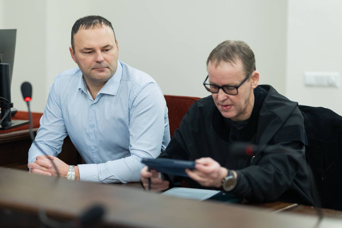 Prekyba poveikiu kaltinamo Dailiaus Dargio byla: teismas apklausė kitą kaltinamąjį