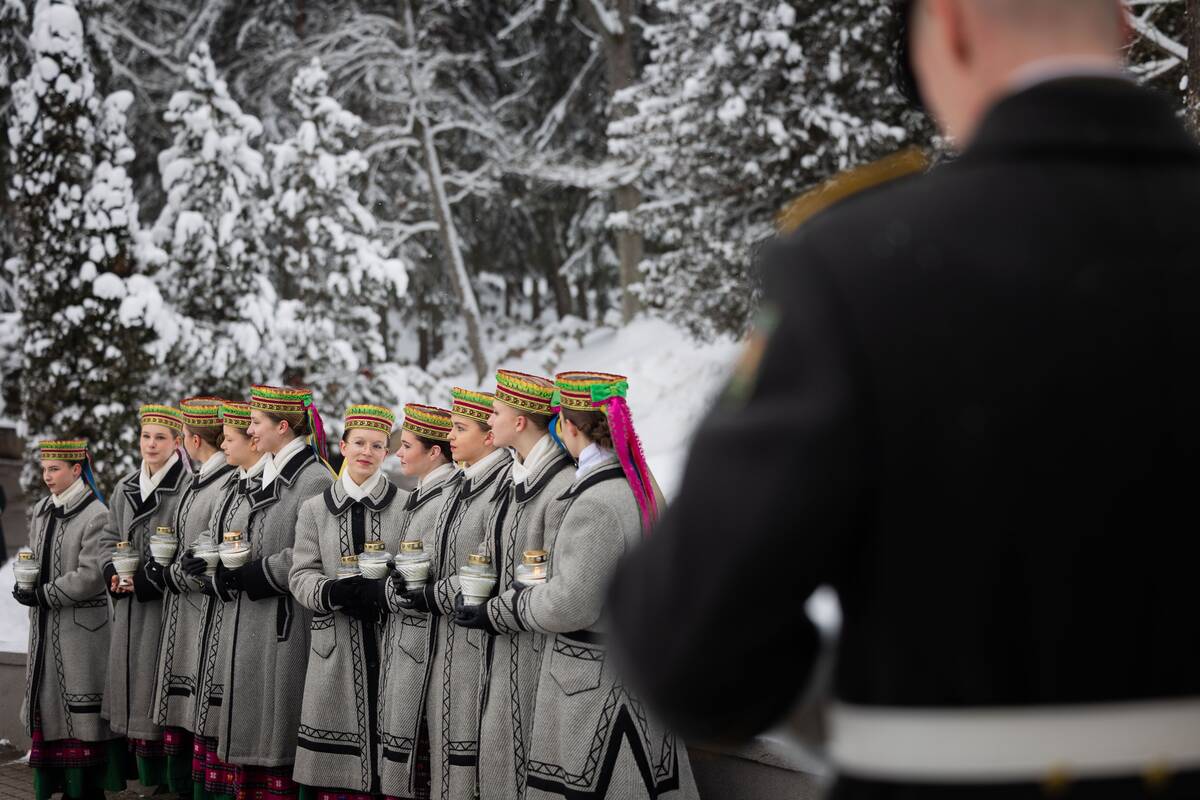 Žuvusiųjų pagerbimo ceremonija Vilniaus Antakalnio kapinėse