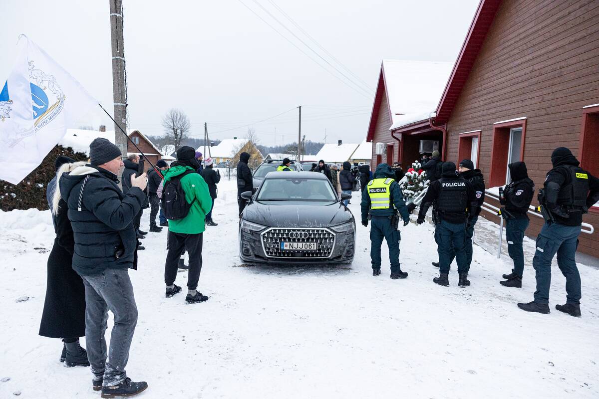 Kapčiamiesčio bendruomenė renkasi į susitikimą su prezidentu