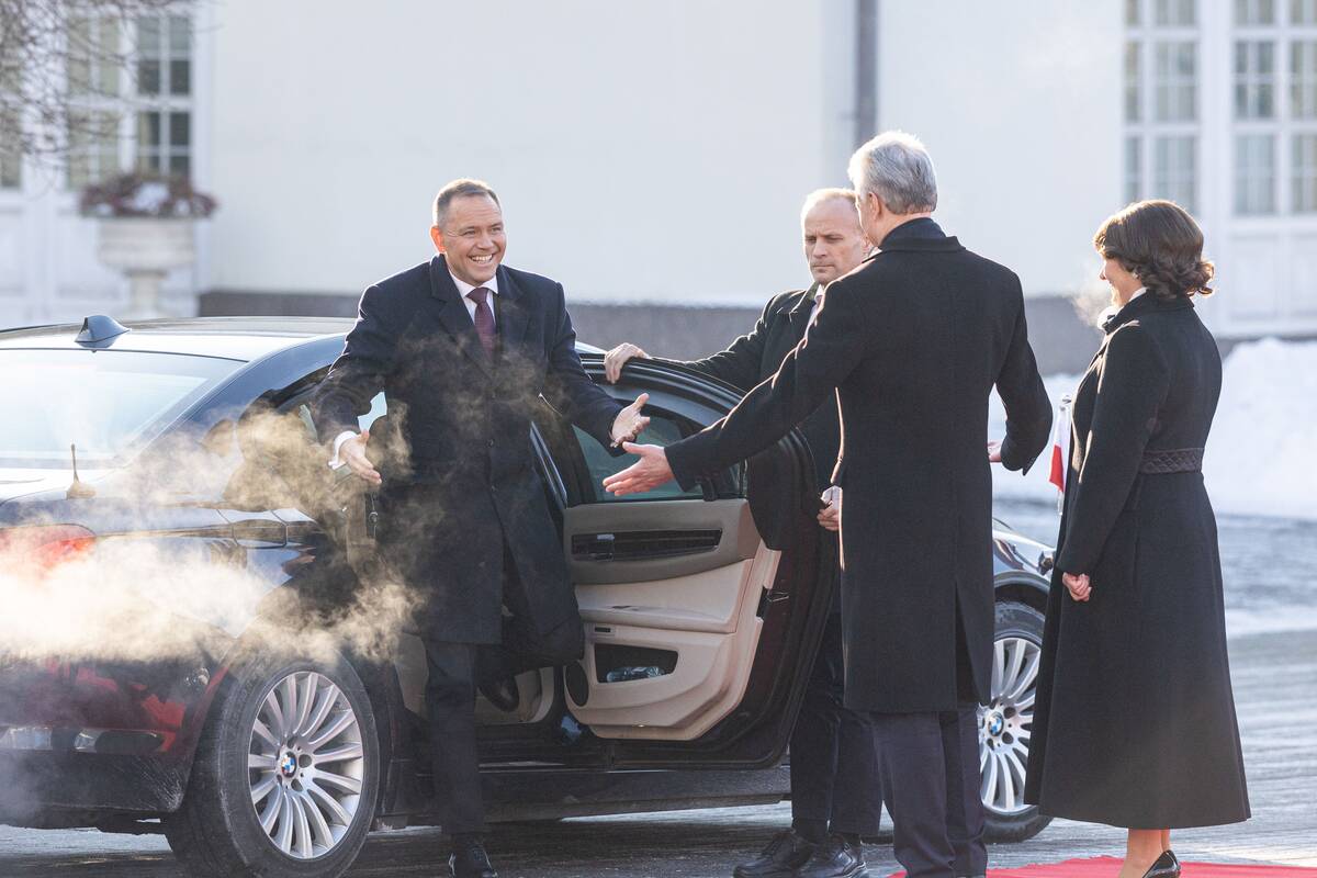 Oficiali Lenkijos pirmosios poros pasitikimo ceremonija Prezidentūroje