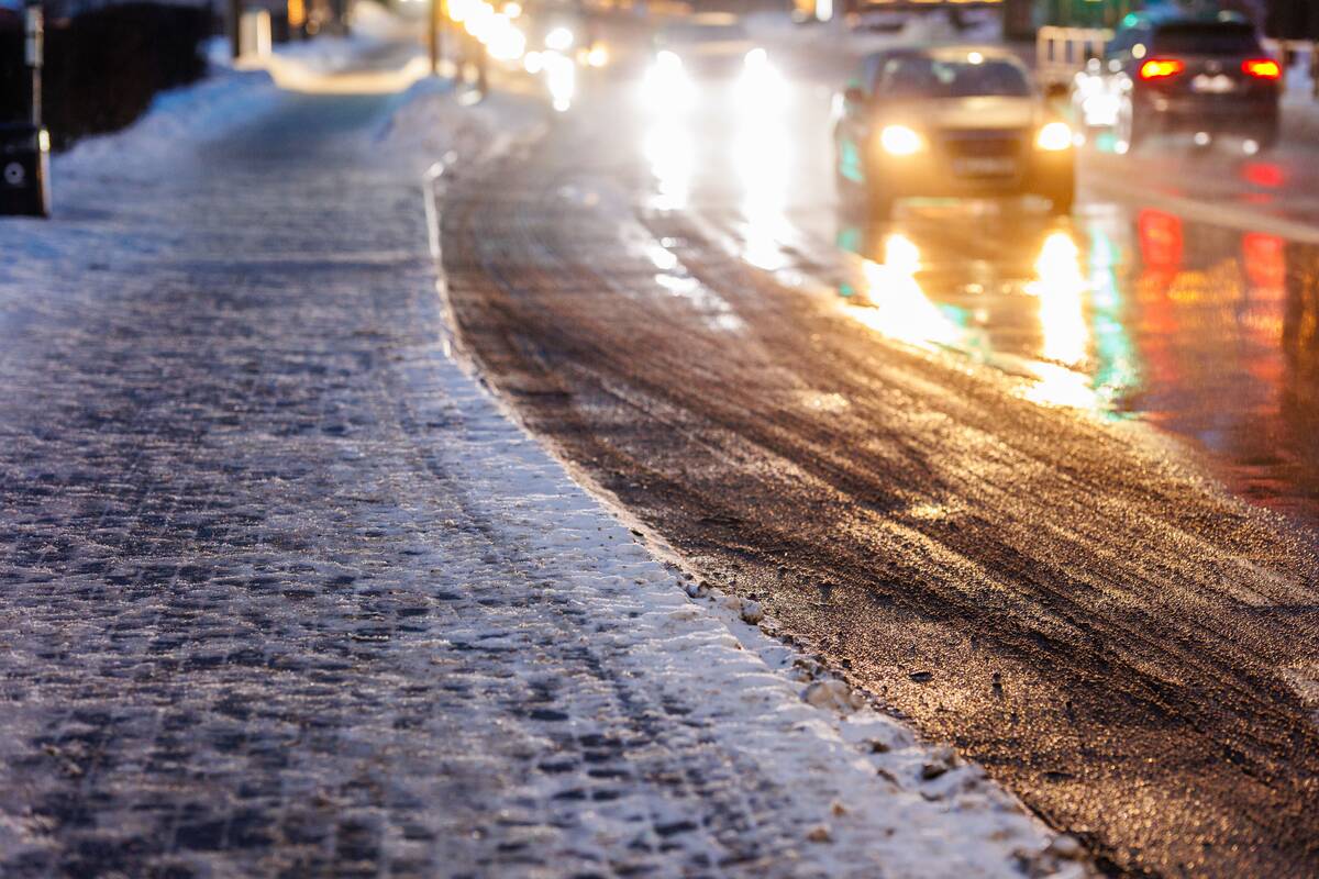Dėmesio: eismo sąlygos – pavojingos