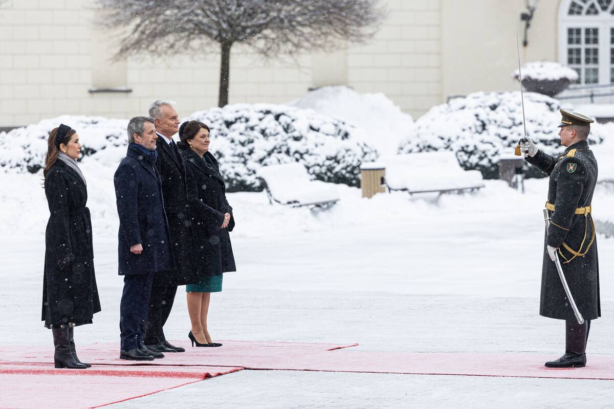 Danijos karaliaus ir karalienės oficiali pasitikimo ceremonija Prezidentūroje