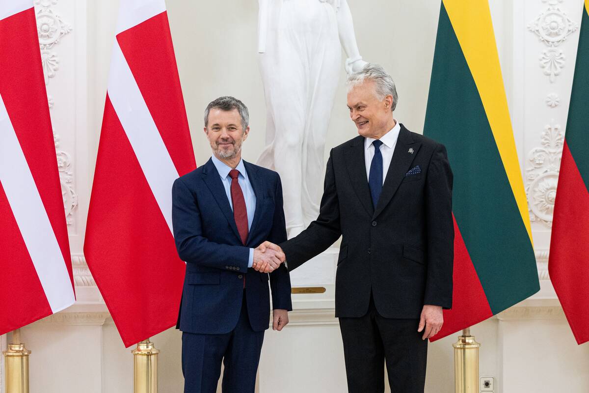 Danijos karaliaus ir karalienės oficiali pasitikimo ceremonija Prezidentūroje