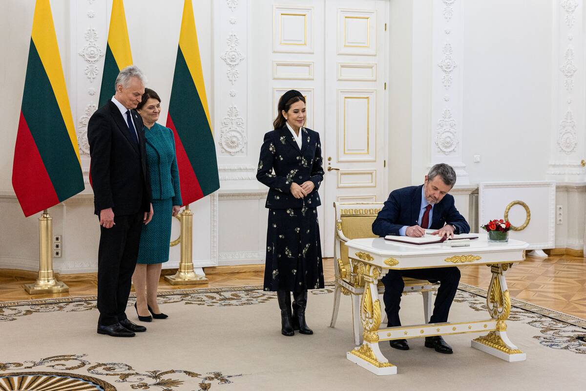 Danijos karaliaus ir karalienės oficiali pasitikimo ceremonija Prezidentūroje